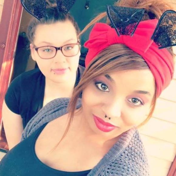 Meet your Posher, Sara - Picture 1 of 1